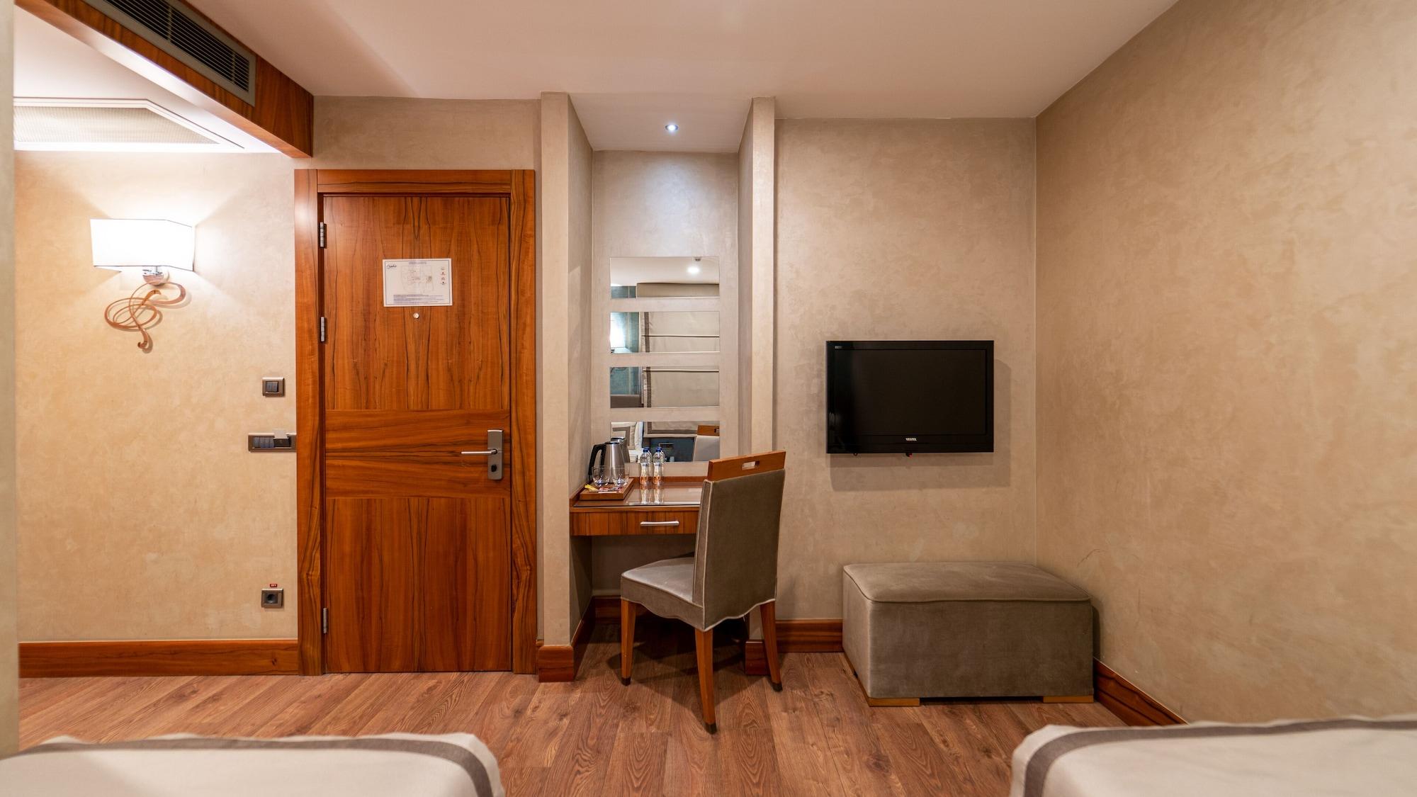 Biz Cevahir Hotel Sultanahmet Istanboel Buitenkant foto