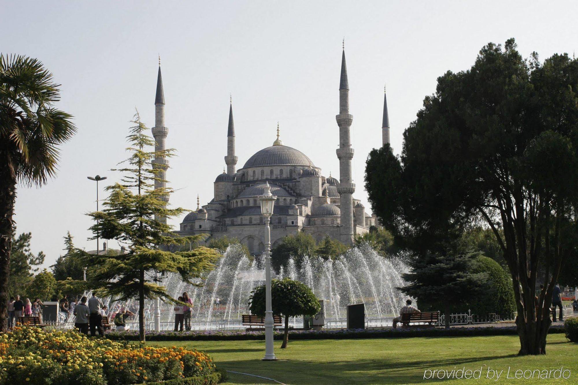 Biz Cevahir Hotel Sultanahmet Istanboel Buitenkant foto